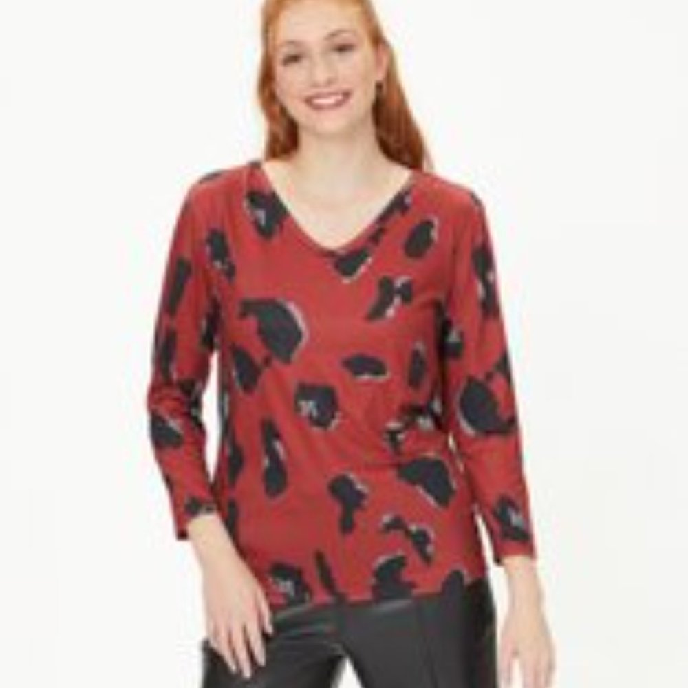 Haute Edition/Women's Wine Leopard V-Neck Hi-Low Tunic/Size XXXL